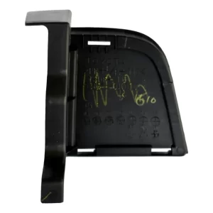 Tapa derecha del orificio del parachoques delantero Toyota